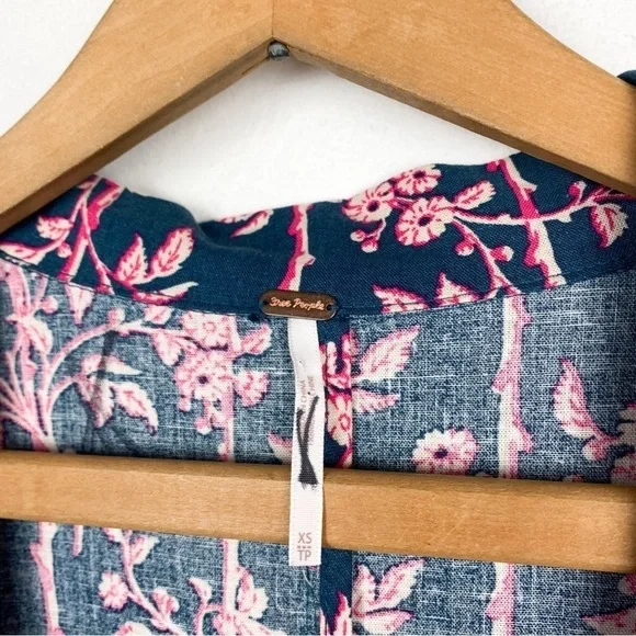 Free People Linen Blend Pink Floral Lightweight Blazer Sz XS - Picture 5 of 7
